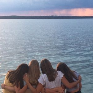 Meet your Posher, Victoria